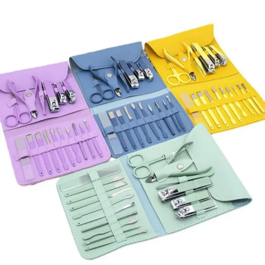 16 In 1 Nail Kit Manicure Cutters Nail Clipper Set Household Stainless Steel Ear Spoon Nail Clippers Pedicure Nail Scissors Tool Set (random Color)