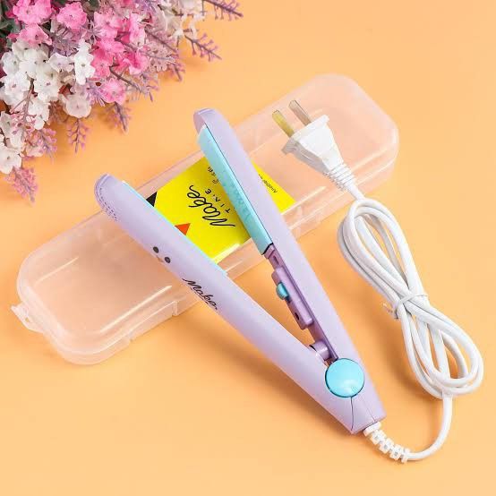 Mini Hair Straightener – Portable & Stylish