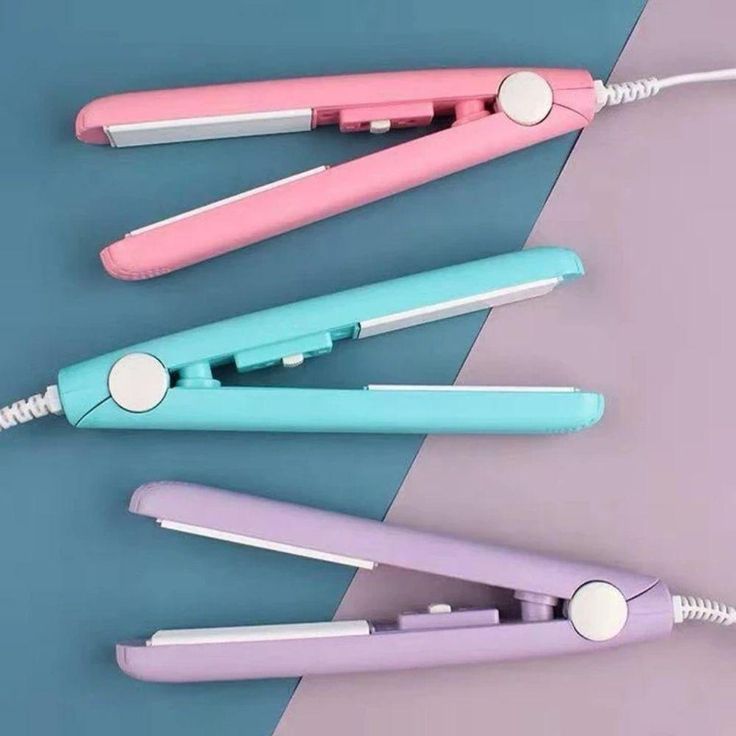 Mini Hair Straightener – Portable & Stylish